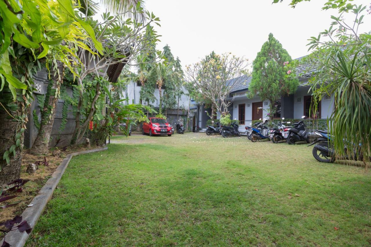 Bali Aman Darling House Hotel Canggu  Exterior photo