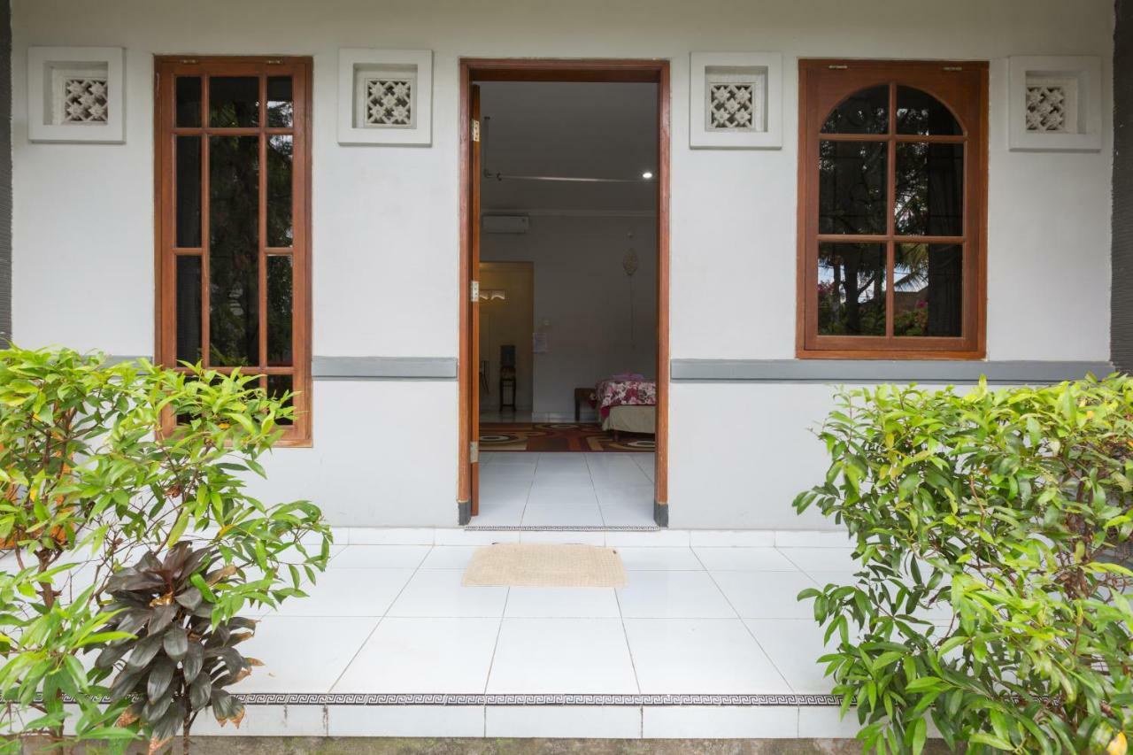 Bali Aman Darling House Hotel Canggu  Exterior photo