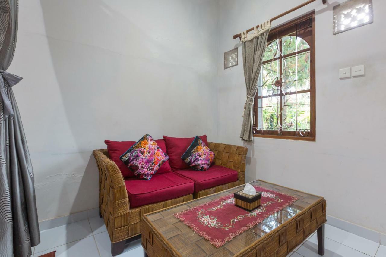 Bali Aman Darling House Hotel Canggu  Exterior photo